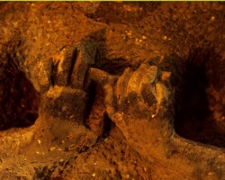 Ajunta Buddhist caves revisited. Ajunta Buddhist caves revisited.